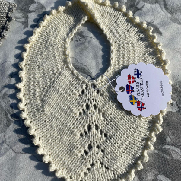 colorful baby bibs cream