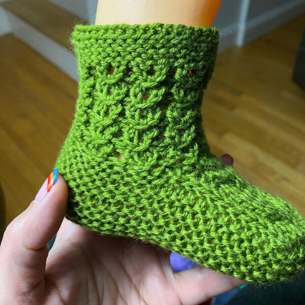 knitted baby socks green